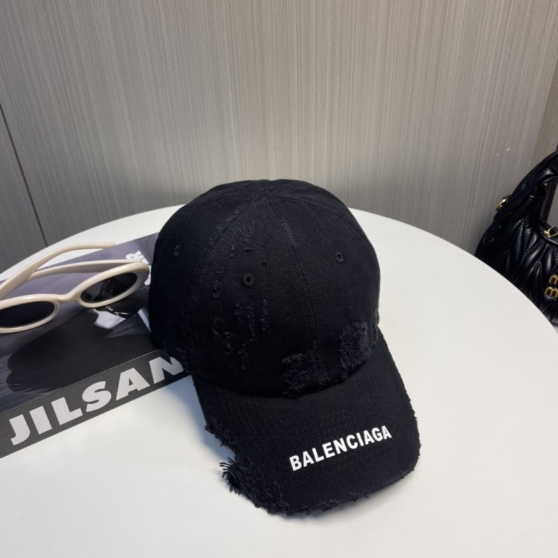 BALENCIAGA